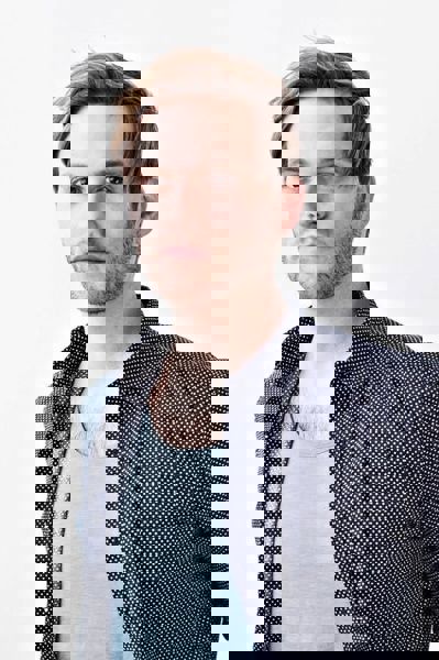 Van Hansis