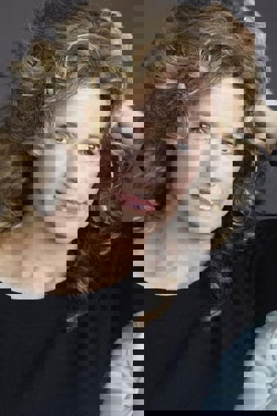 Nancy Travis