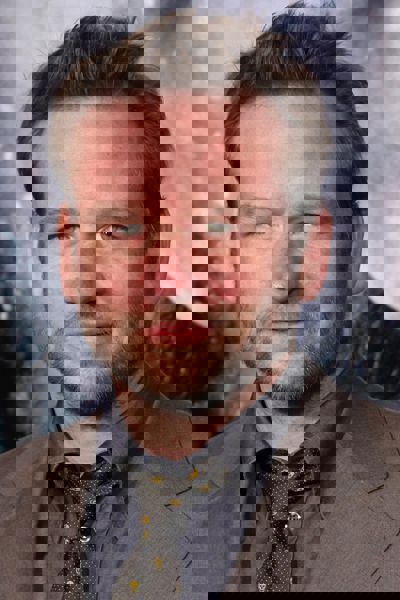 Dallas Roberts