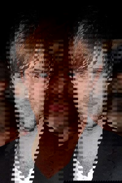 Jonas Armstrong