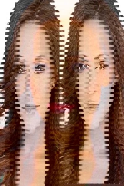 Yan-Kay Crystal Lowe