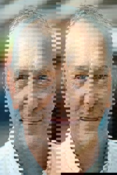 Simon Greenall