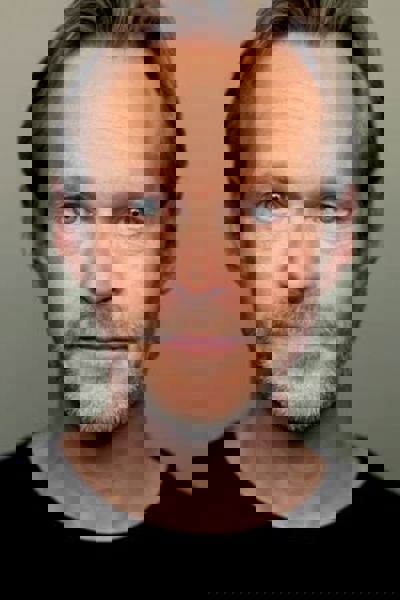 Steven Mackintosh