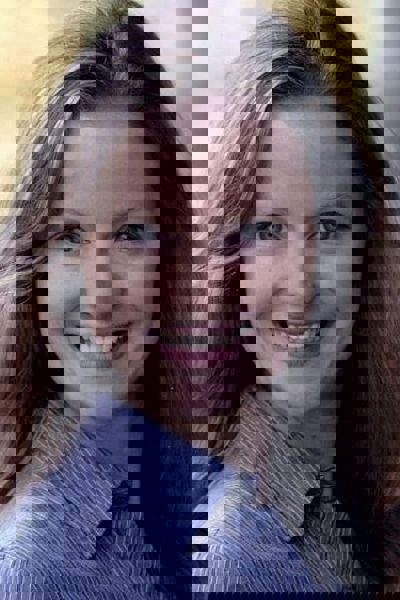Anna Cummer
