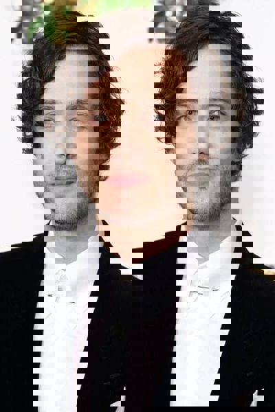 Alexander Vlahos