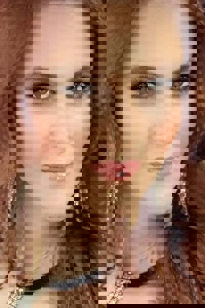 Allisson Lozz