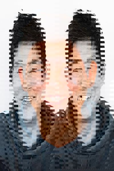 Sung Dong-il