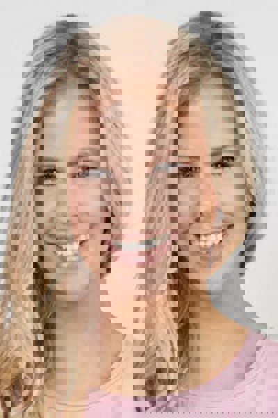 Julie Zangenberg