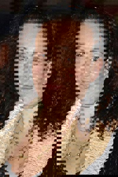 Lucy Cohu