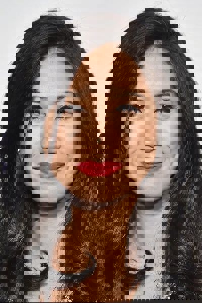 Liza Lapira