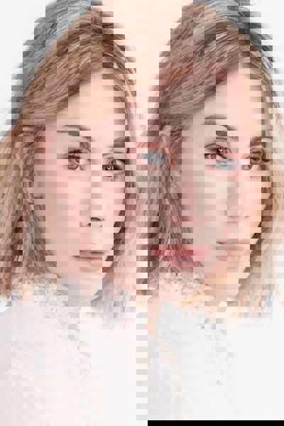 Jennifer Holland