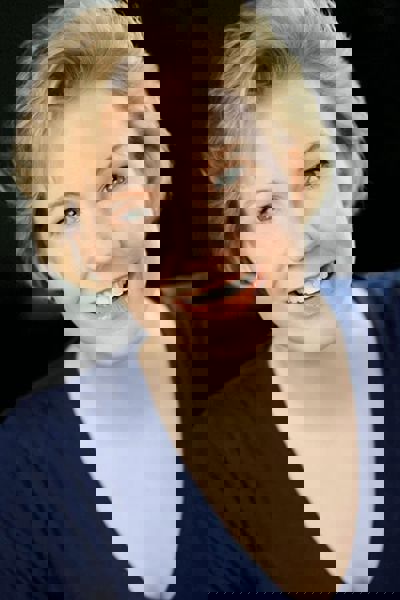 Jennifer Barnhart