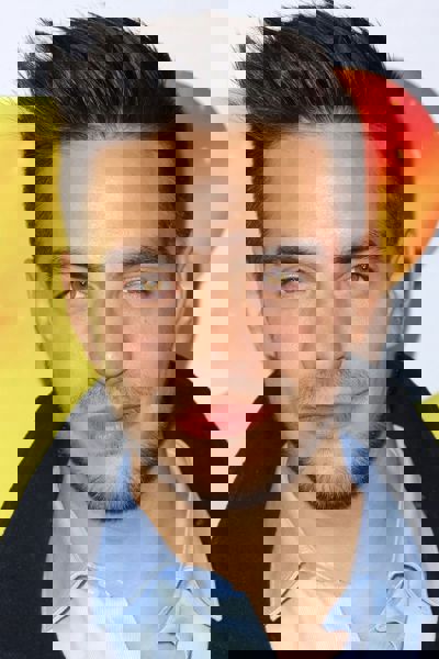 Vadhir Derbez