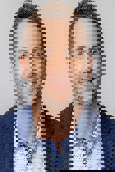 Niall Matter