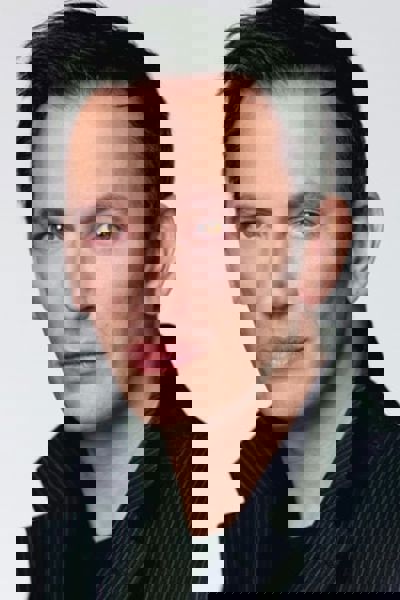 Steve Valentine